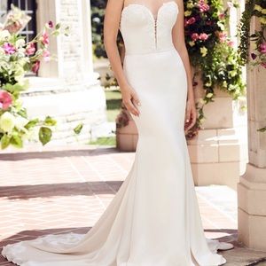 Paloma Blanca Wedding Gown